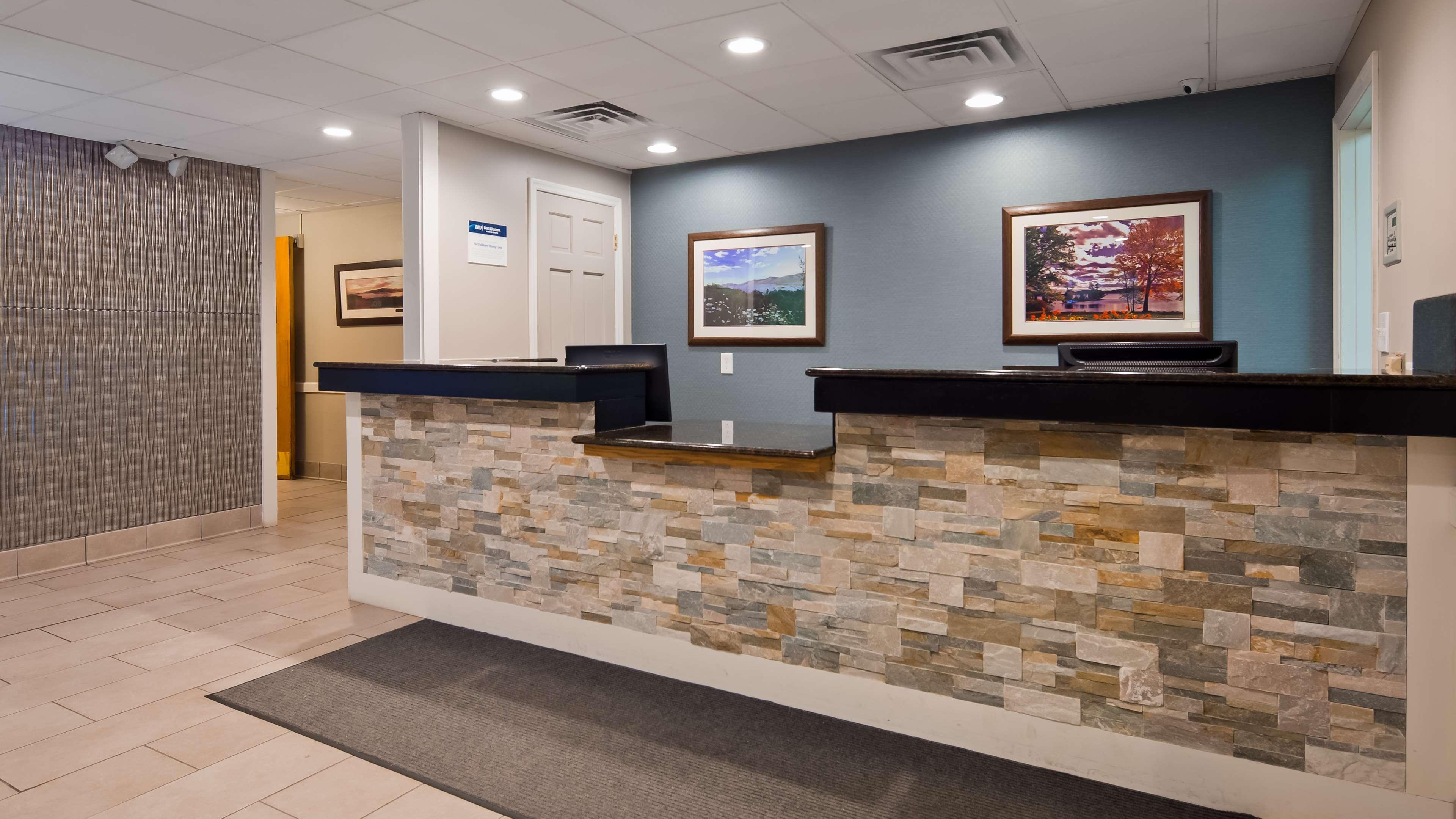 Best Western Of Lake George Buitenkant foto