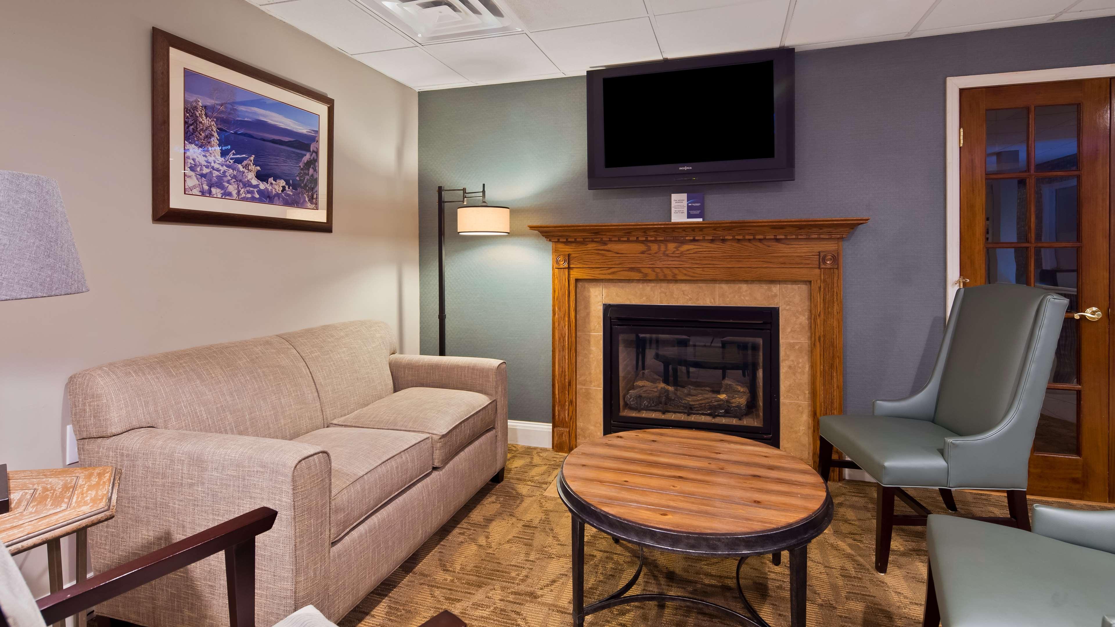 Best Western Of Lake George Buitenkant foto