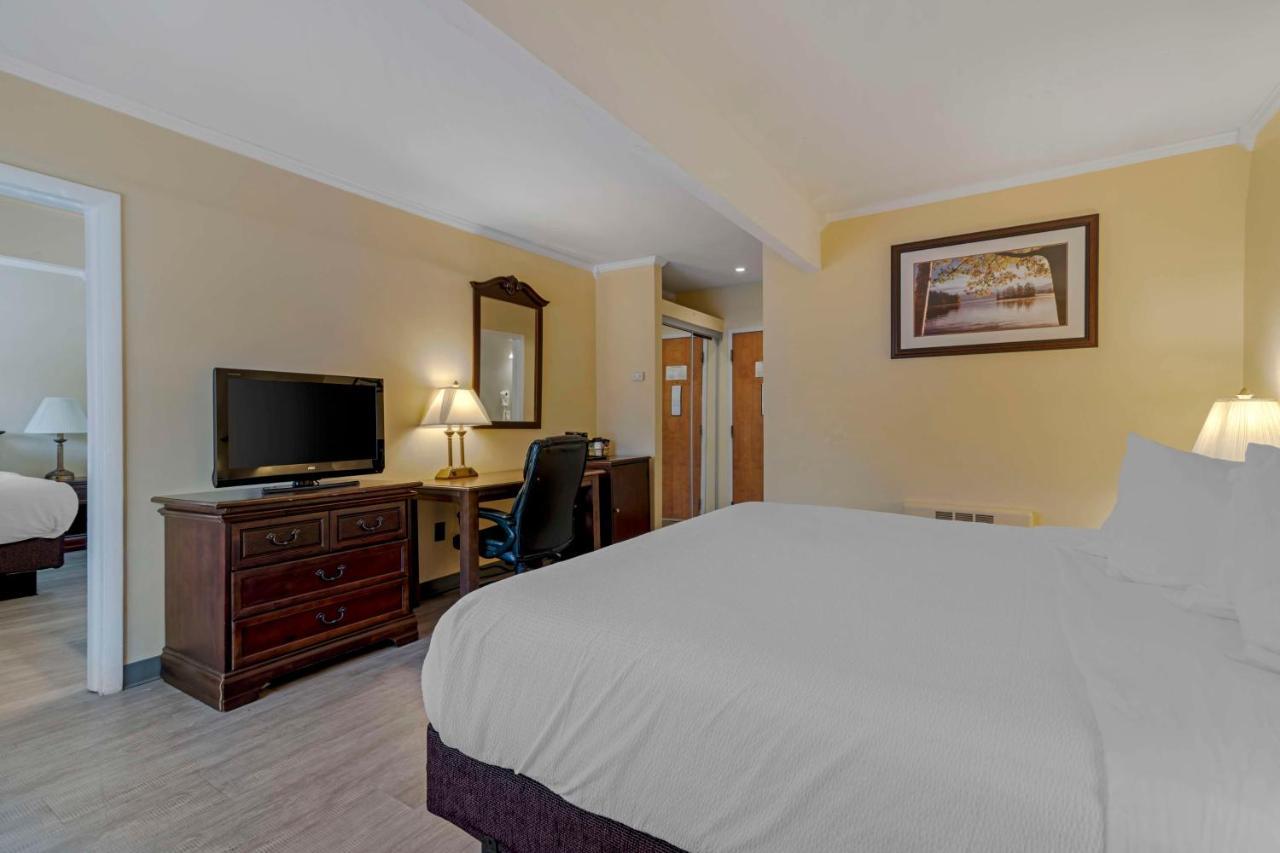 Best Western Of Lake George Buitenkant foto